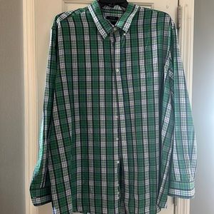 Long sleeve button down plaid